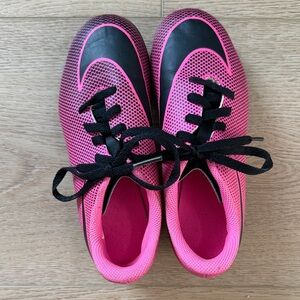 Nike Kids Soccer Cleats size 13
